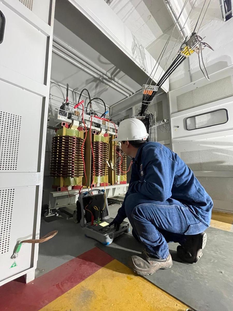 Mantenimiento y pruebas en subestación eléctrica de potencia con transformador trifásico — CM Ingeniería
